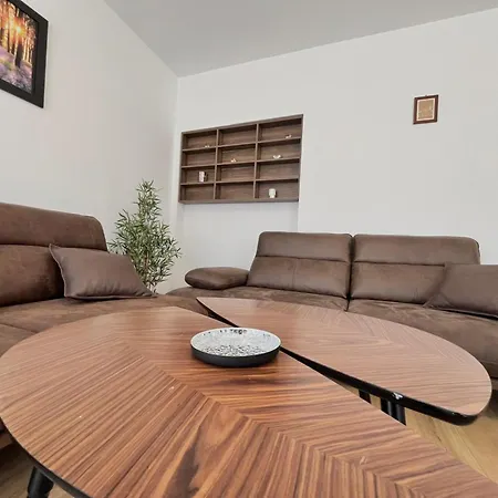 Dalori Comfort דירה *